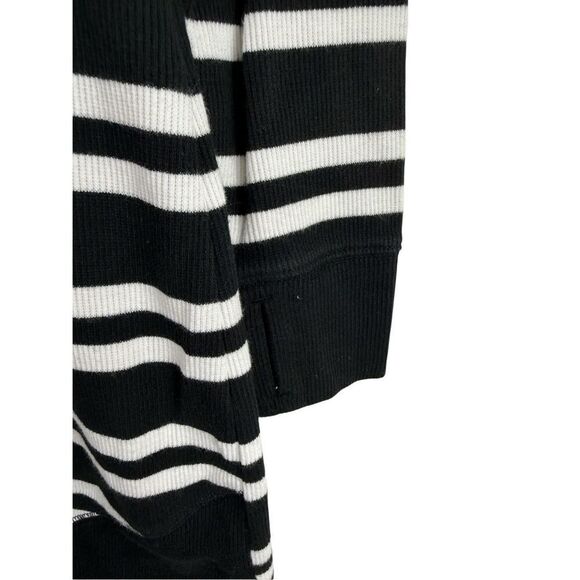Talbots Black and White sweatshirt dress- size mp - Picture 3 of 7